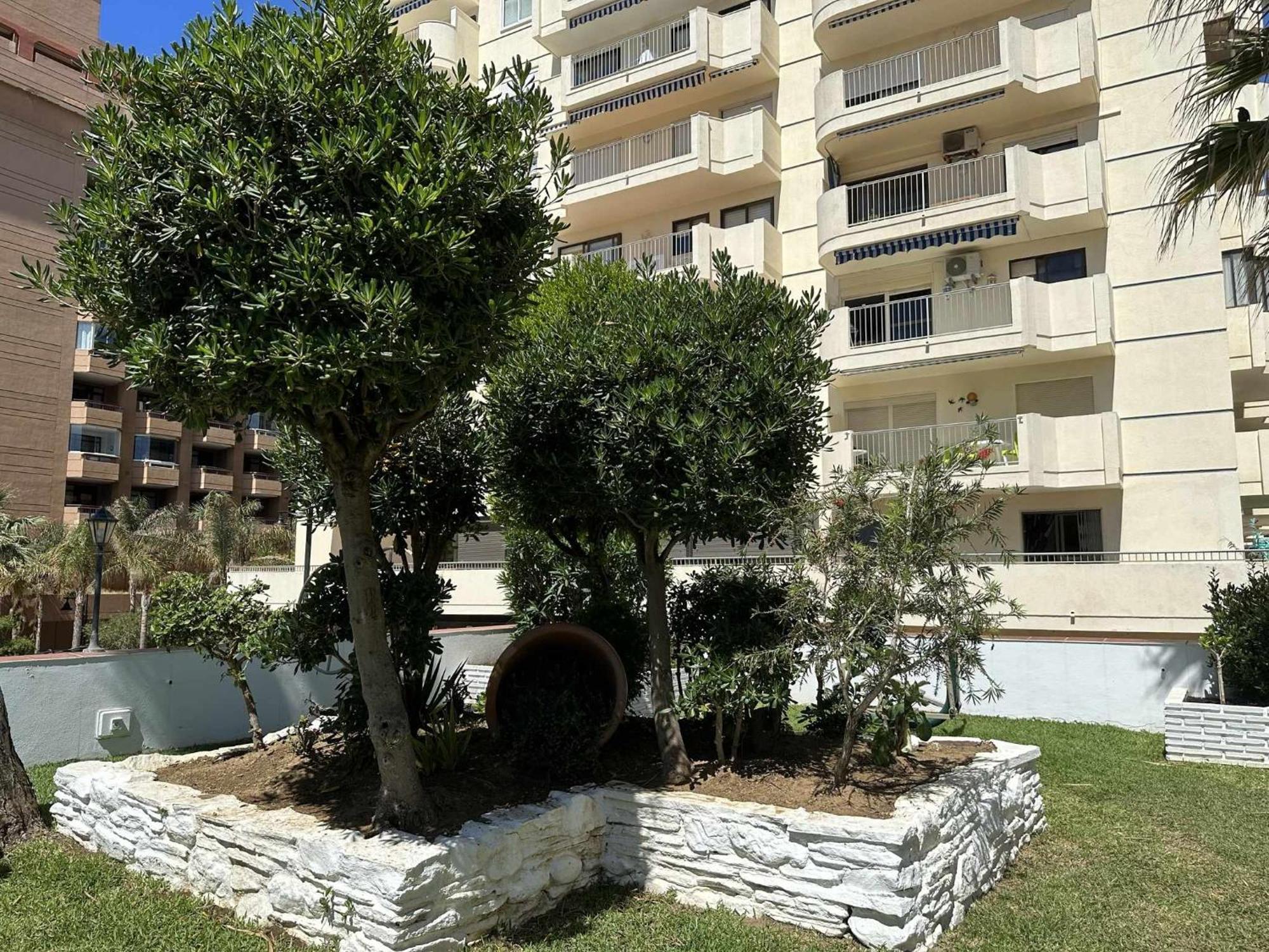 Estudio Pyr Privado Frente Al Puerto De Фуeнхирола Екстериор снимка